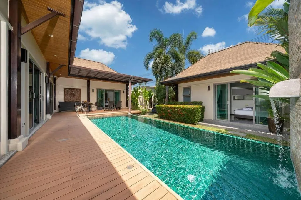 Image 3 of 3 bedrooms private villa with garden Rawai