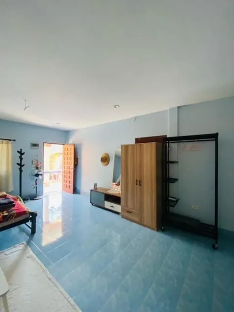 Image 3 of Bohemian apartment at Ya Nui beach