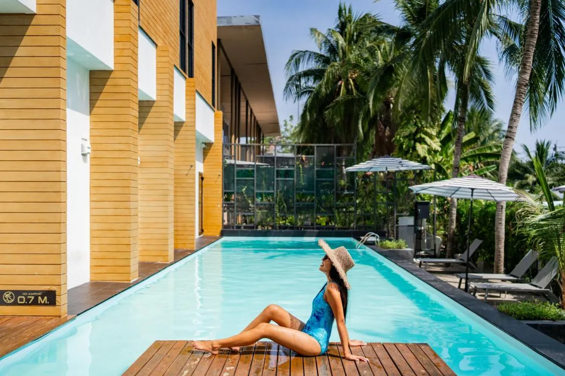 Image of Book a Bed Poshtel – SHA Plus