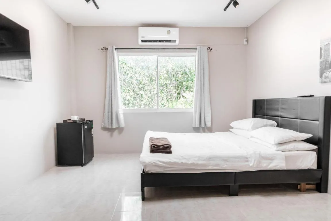 Image of Breakers Hotel Rawai