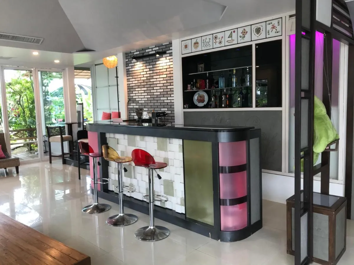 Image 2 of Cafe’@luv22