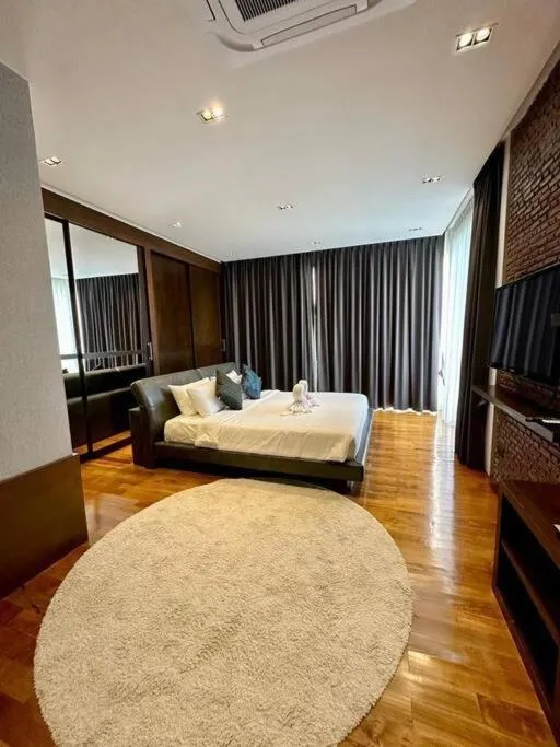 Image 6 of Luxury 2Bedroom Retreat Penthouse Kamala
