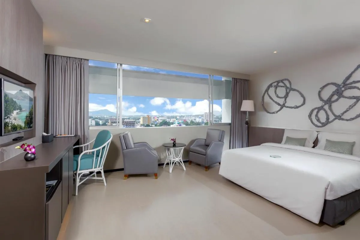 Image 1 of Pearl Hotel Phuket
