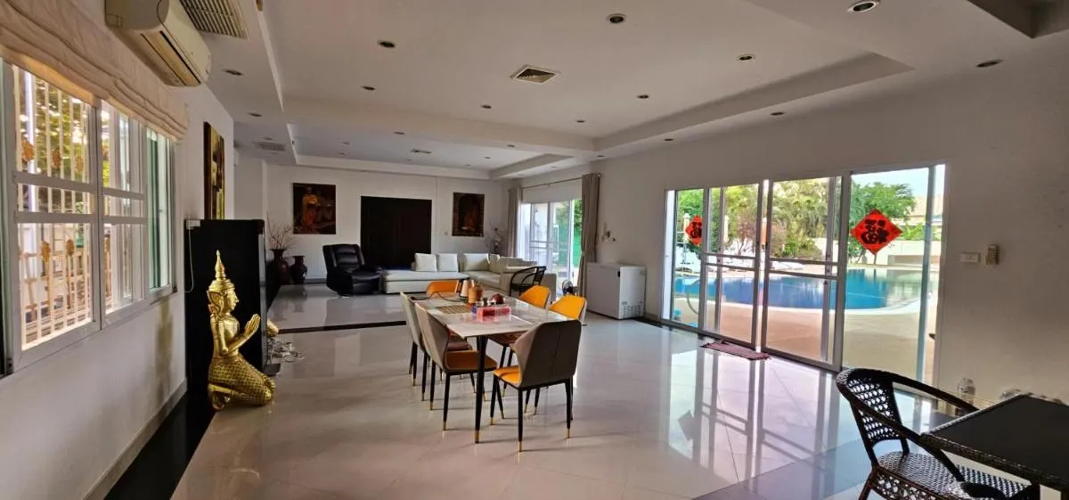Image 4 of Rawai pool Villa
