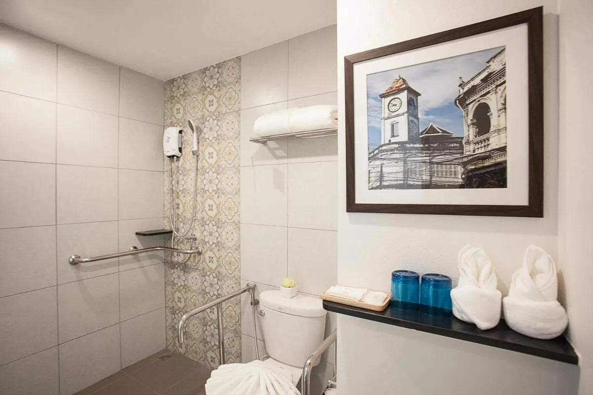 Image 2 of Recenta Suite Phuket Suanluang