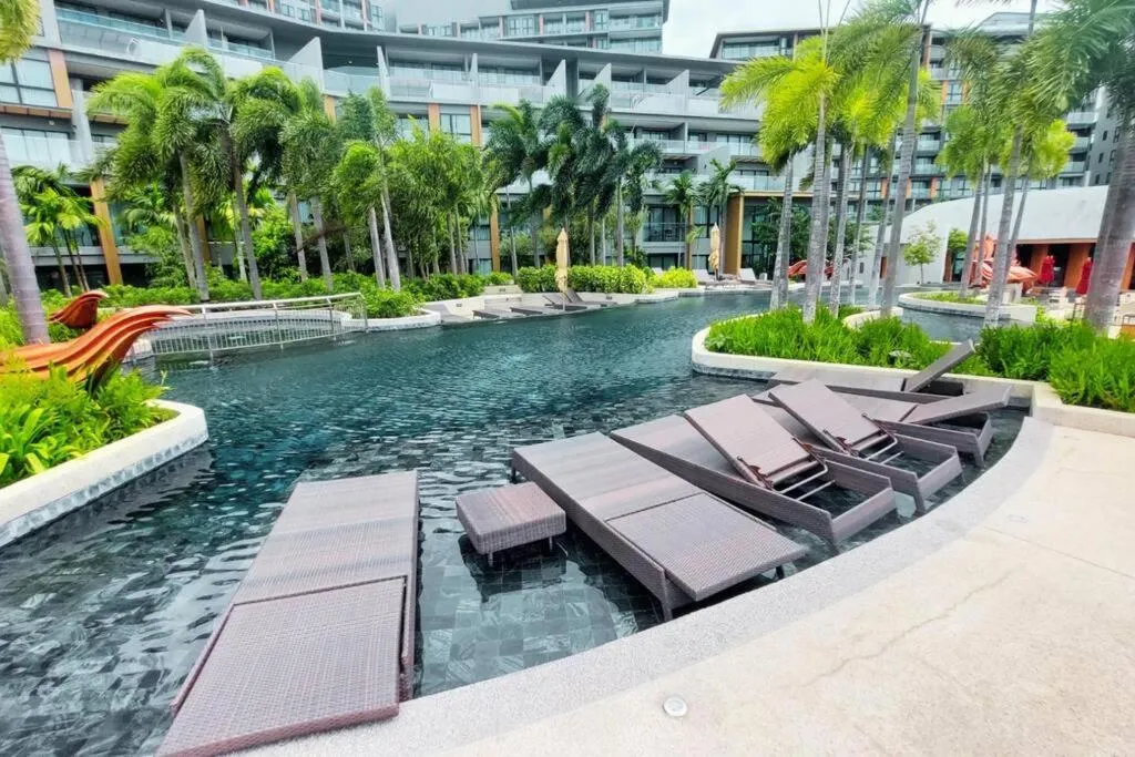 Image of Seaview Condo In 5 Star Resort MG1