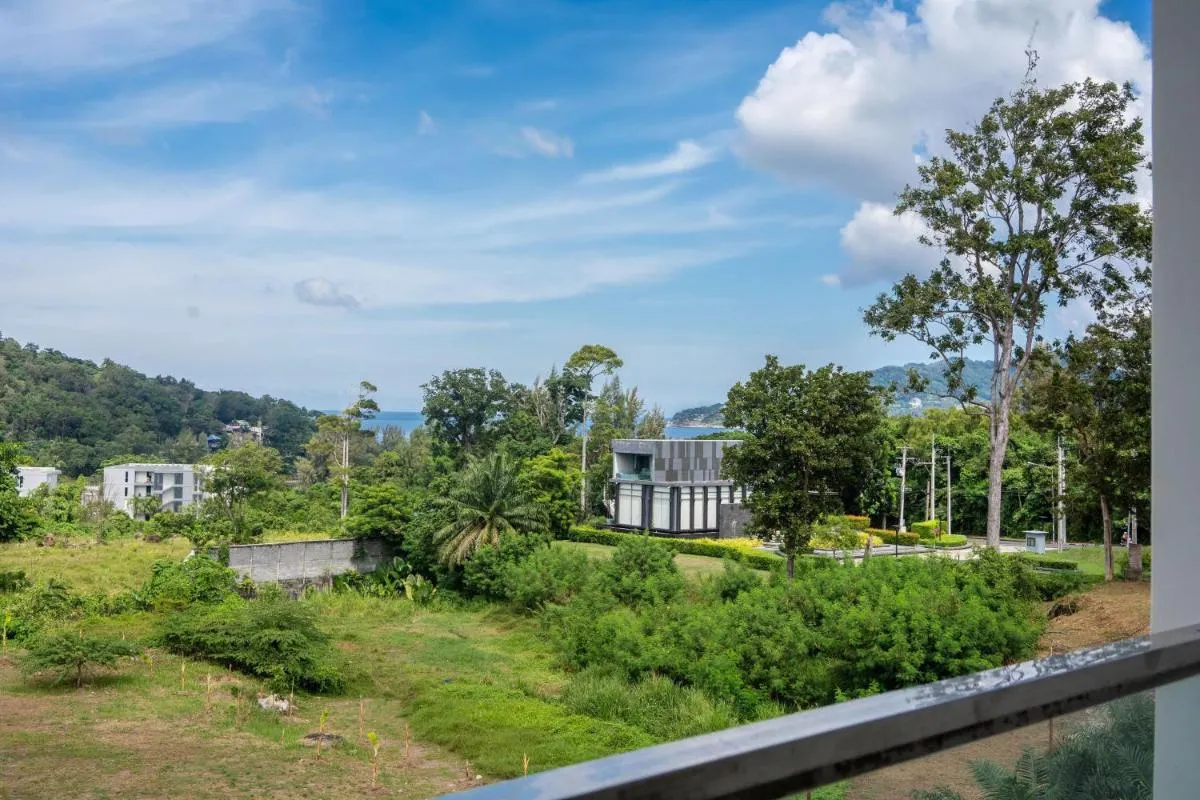 Image 3 of 1BR Condo, Hill View Viva Patong C301, Freedom Beach