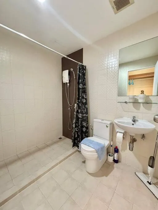 Image 3 of 1 Large Bedroom in Prime Bangtao