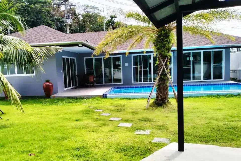 Image of 3 Bedrooms Pool Villa in Kamala