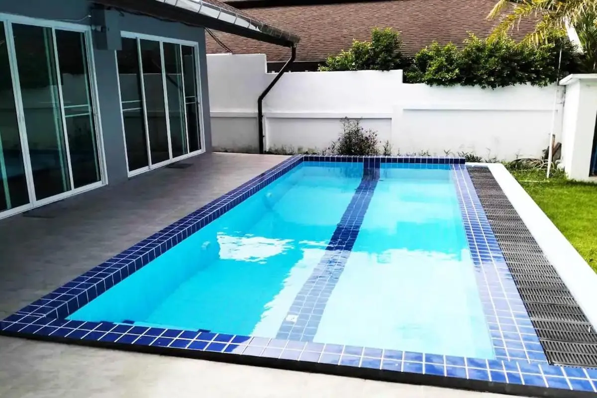 Image 2 of 3 Bedrooms Pool Villa in Kamala