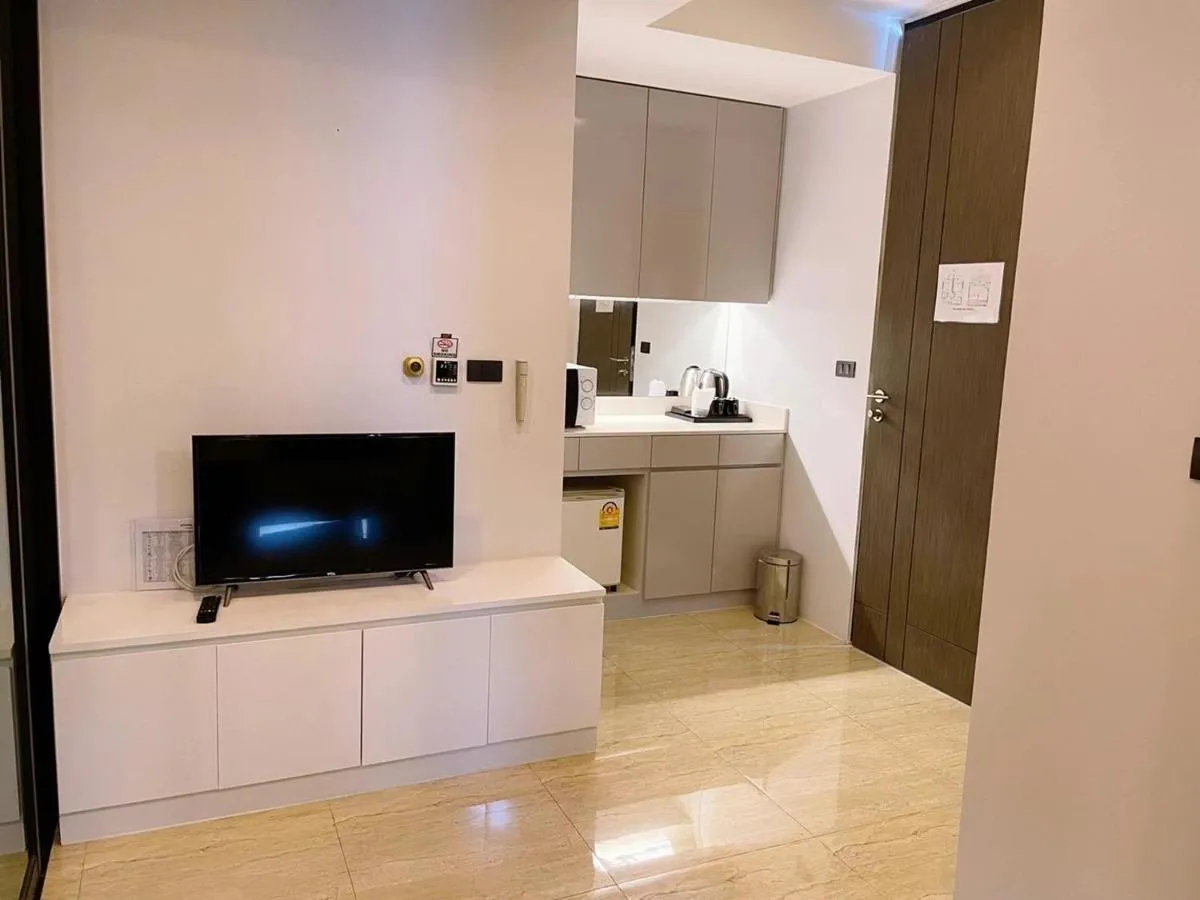Image 1 of 4 beds 5baths Pool Villa at Kata beach