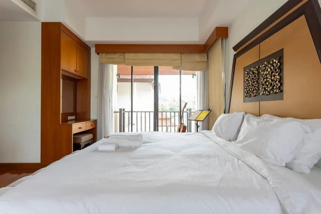 Image 3 of 5BR Close To Golf, Security Gaming For Kids #v102