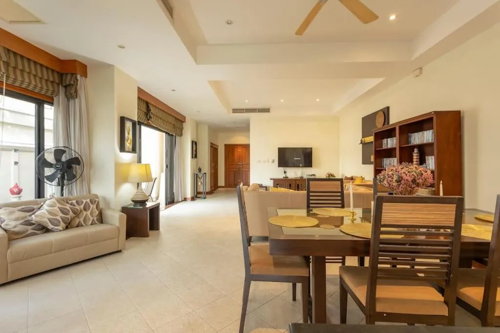 Image 6 of 5BR Close To Golf, Security Gaming For Kids #v102