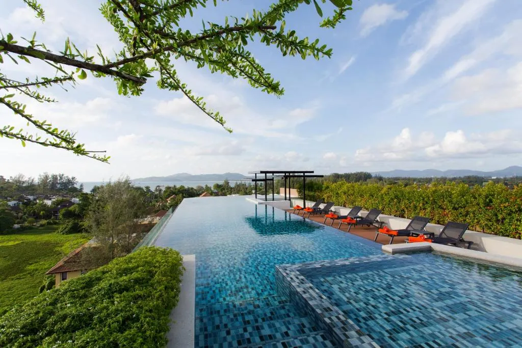 Image of 6th Avenue Surin Beach