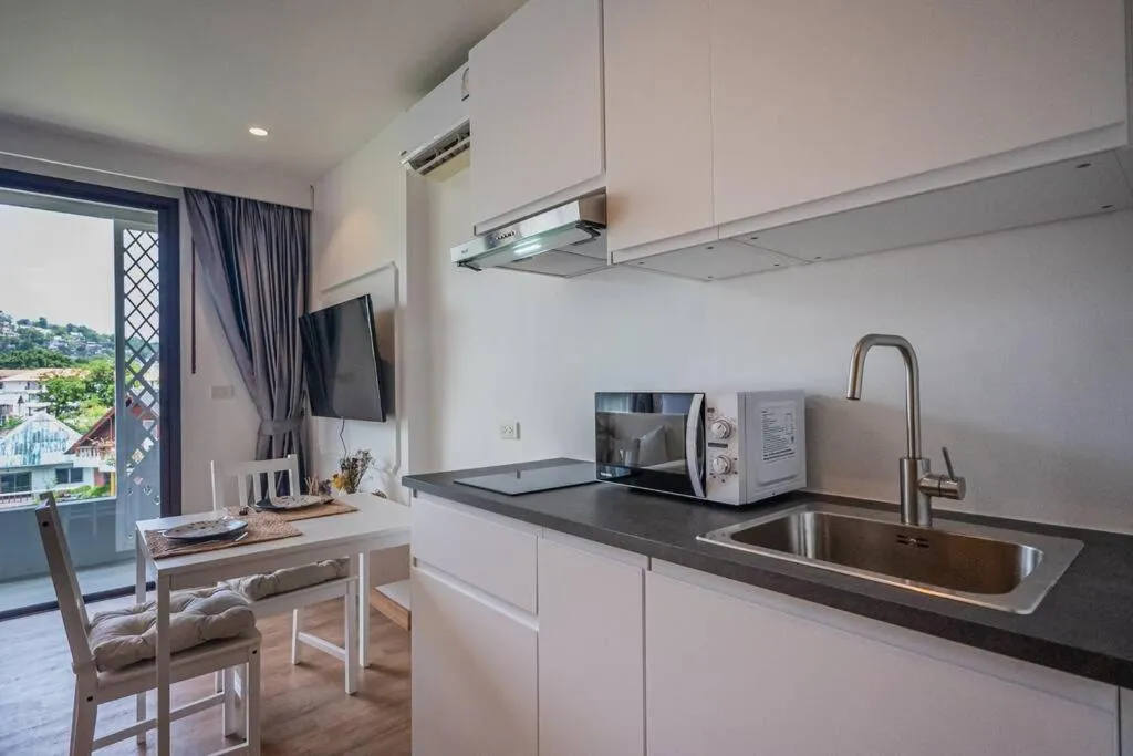 Image 5 of Apartment Seaview Rooftop Pool Surin beach 650m