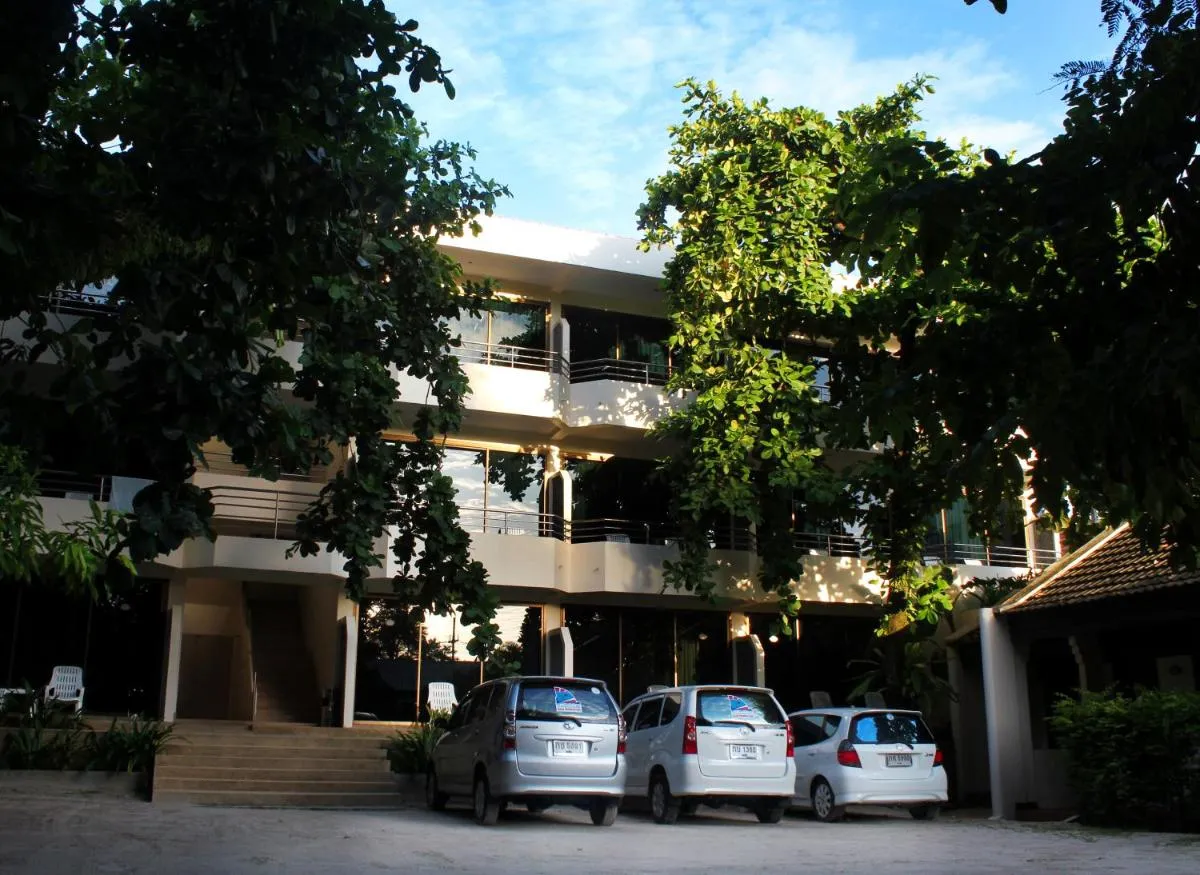 Image 2 of Baan Pron Phateep