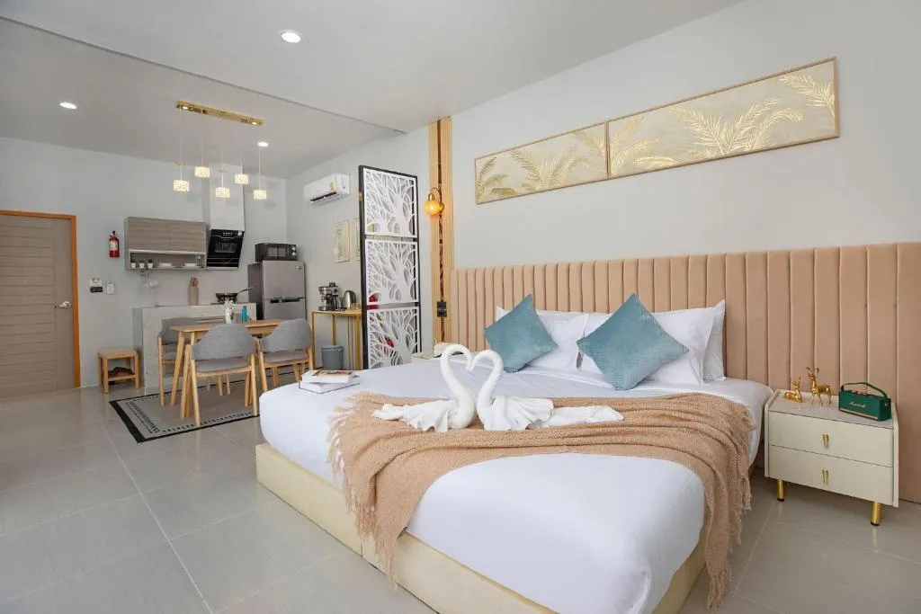 Image of Best Time Pool Suites