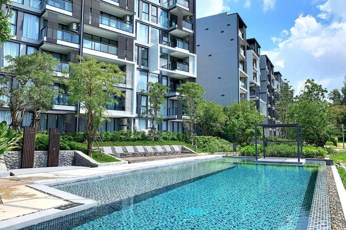 Image 2 of Best location in Laguna-modern apartment at Cassia