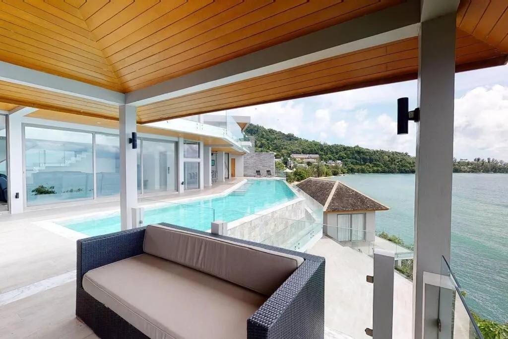 Image of Cape Sienna Villa 4 – A Waterfront Grand Oasis