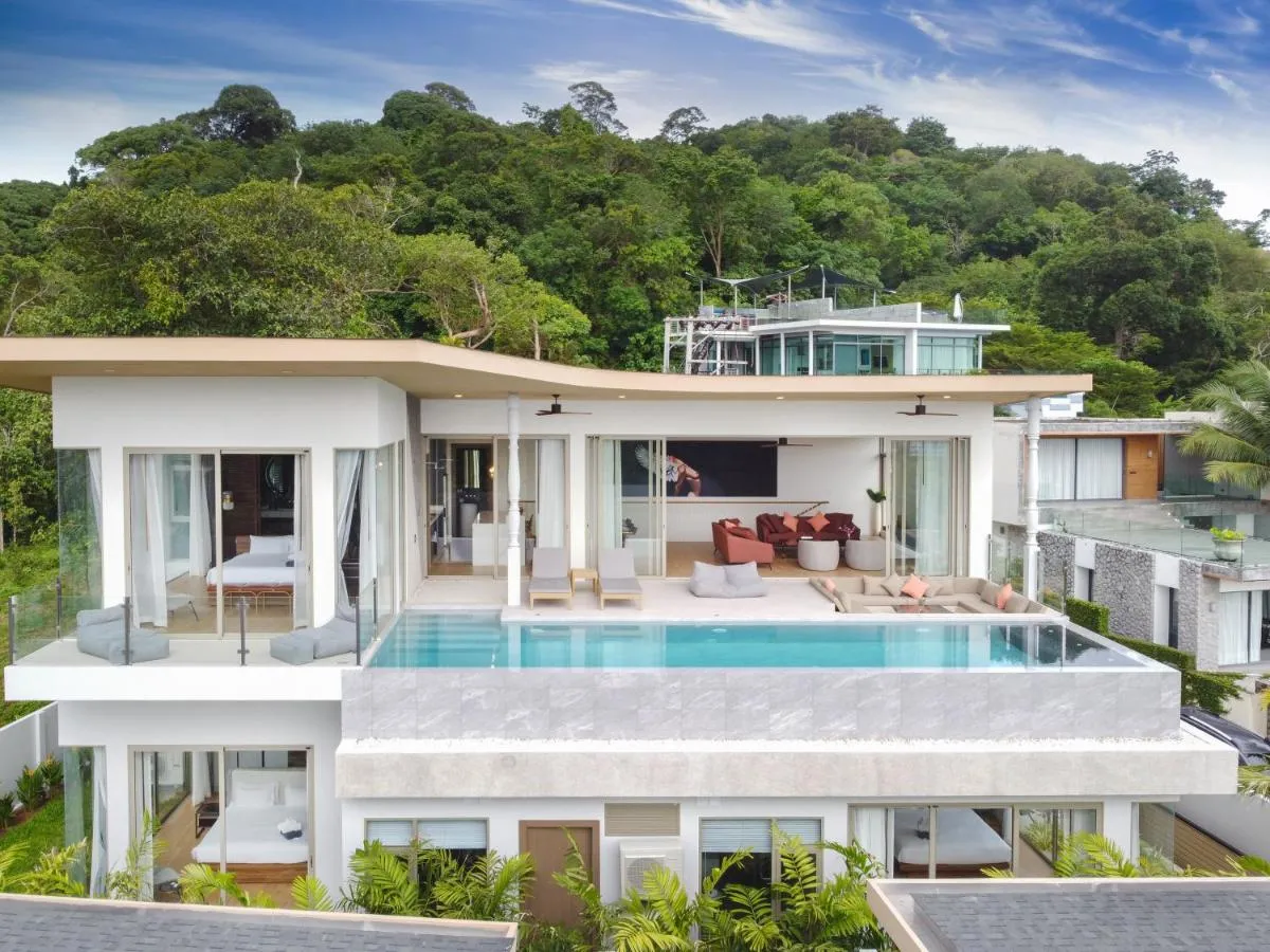Image 2 of Capucine Villas