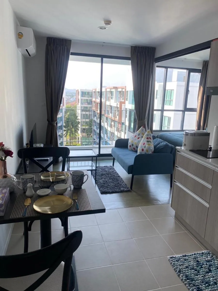 Image 3 of Centrio Condominiums Top Floor with Pool and Garden view