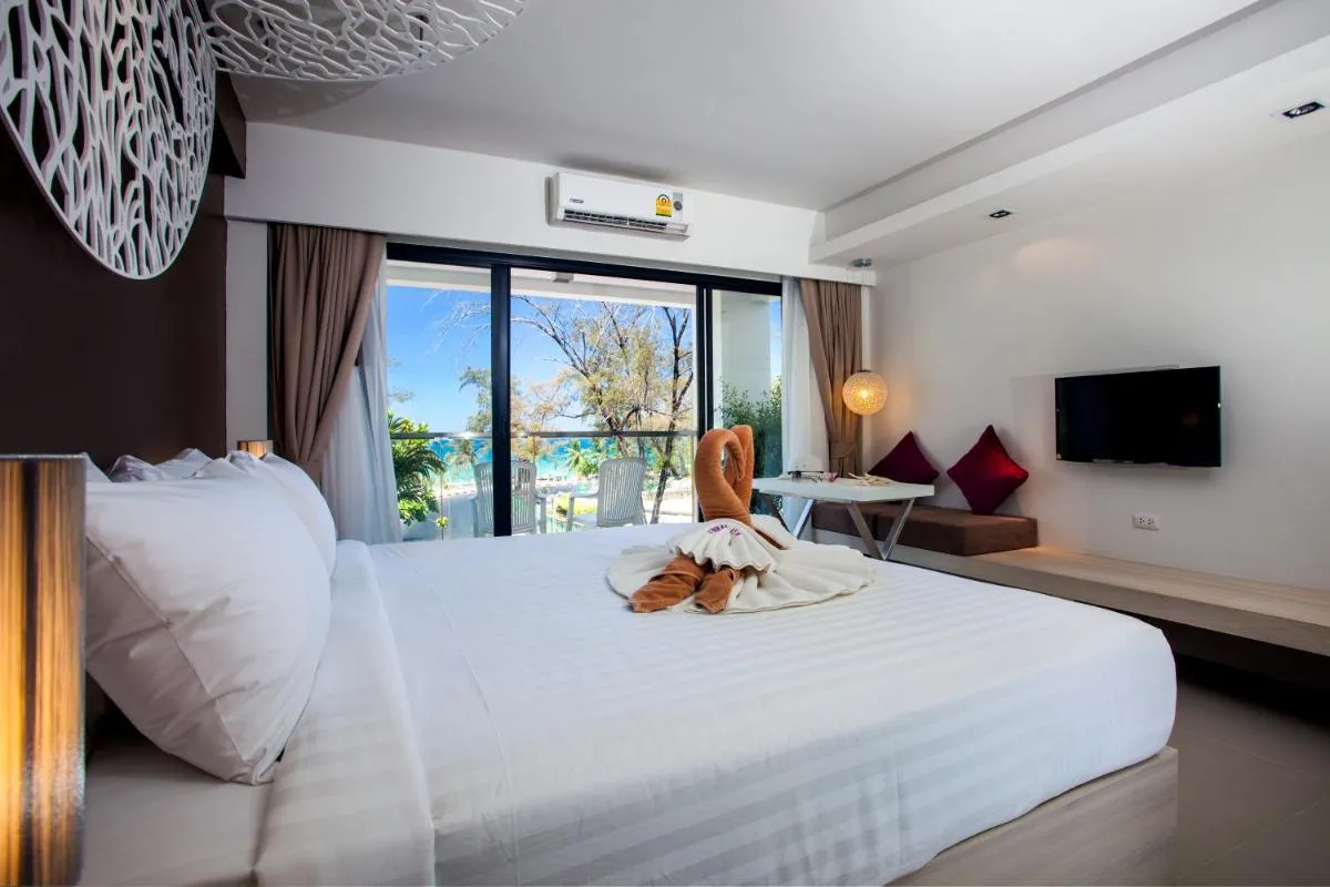 Image 3 of Coral Inn