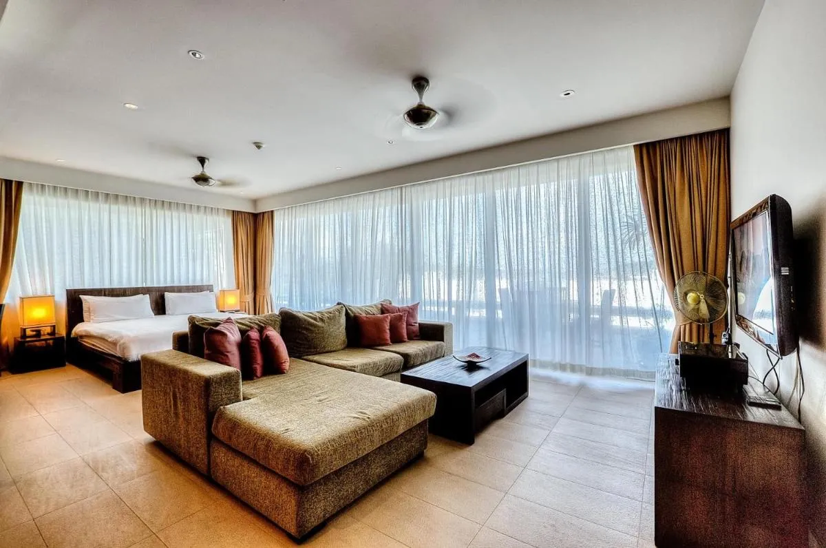 Image 3 of Dahlia 2 Bedroom Amazing Seaview