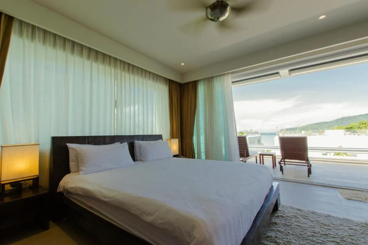 Image 2 of Dahlia 2 Bedroom Amazing Seaview