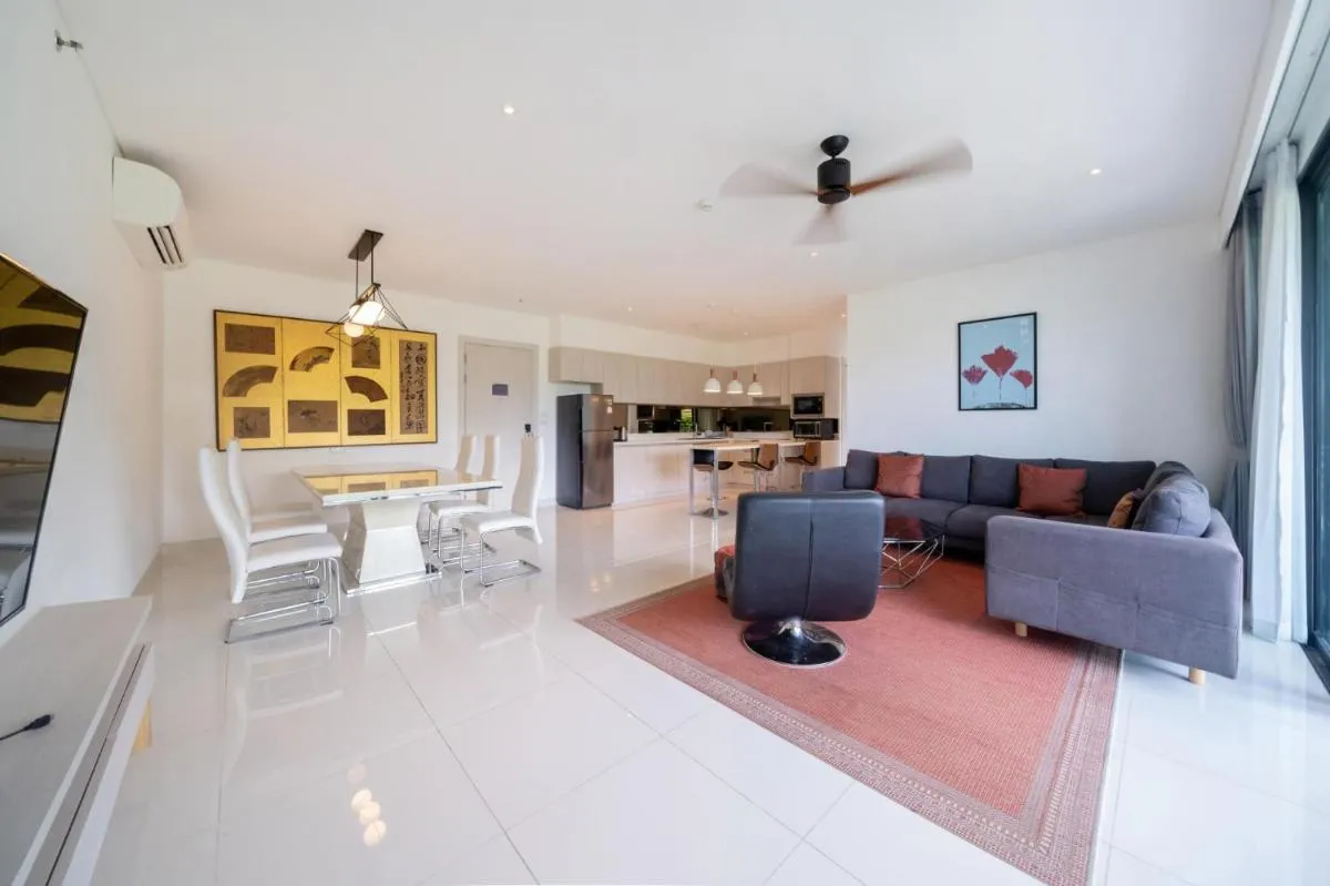 Image 4 of Deluxe apartment at Cassia Residences by Lofty