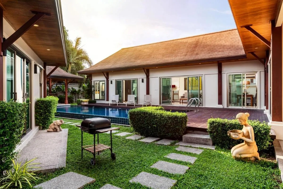 Image 2 of Emerald Pool Villa