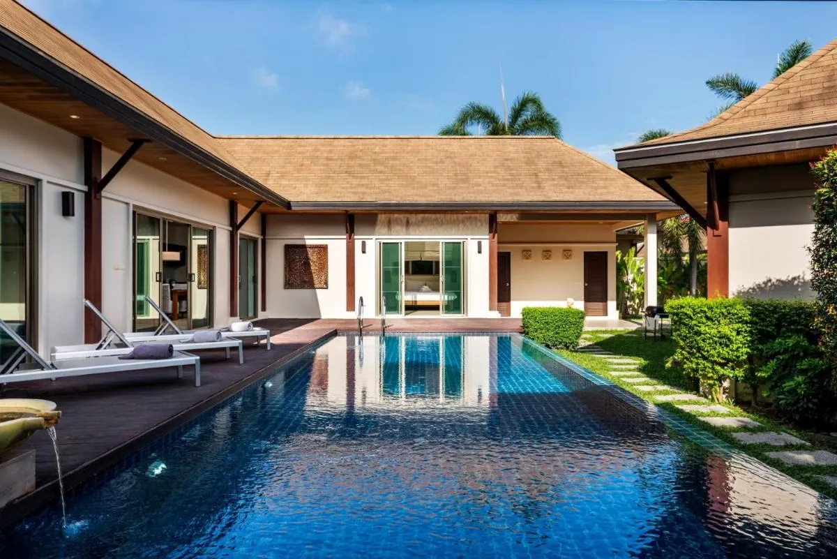 Image 3 of Emerald Pool Villa