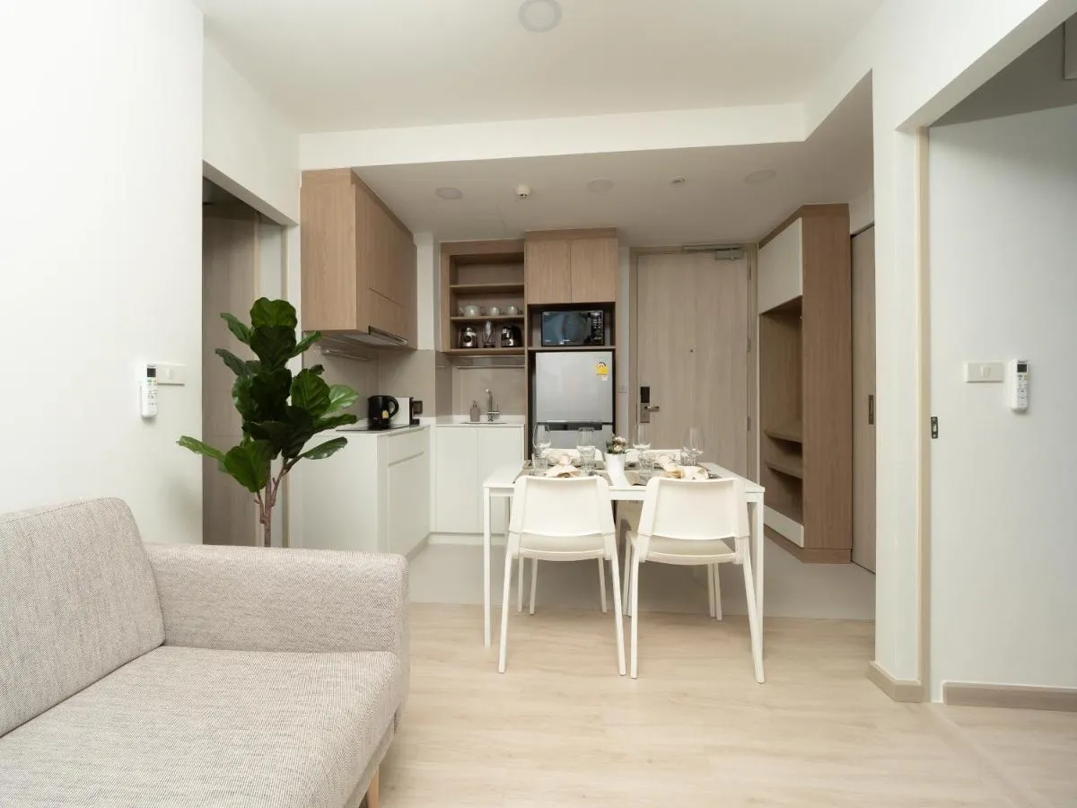 Image 6 of Excellent 2bd apartment with a patio