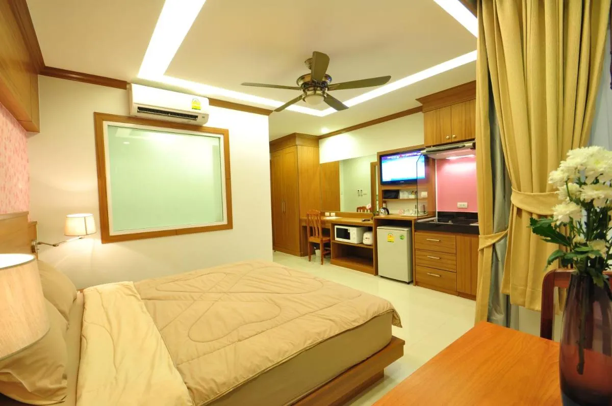Image 5 of Green Harbor Hotel & Service Apartment