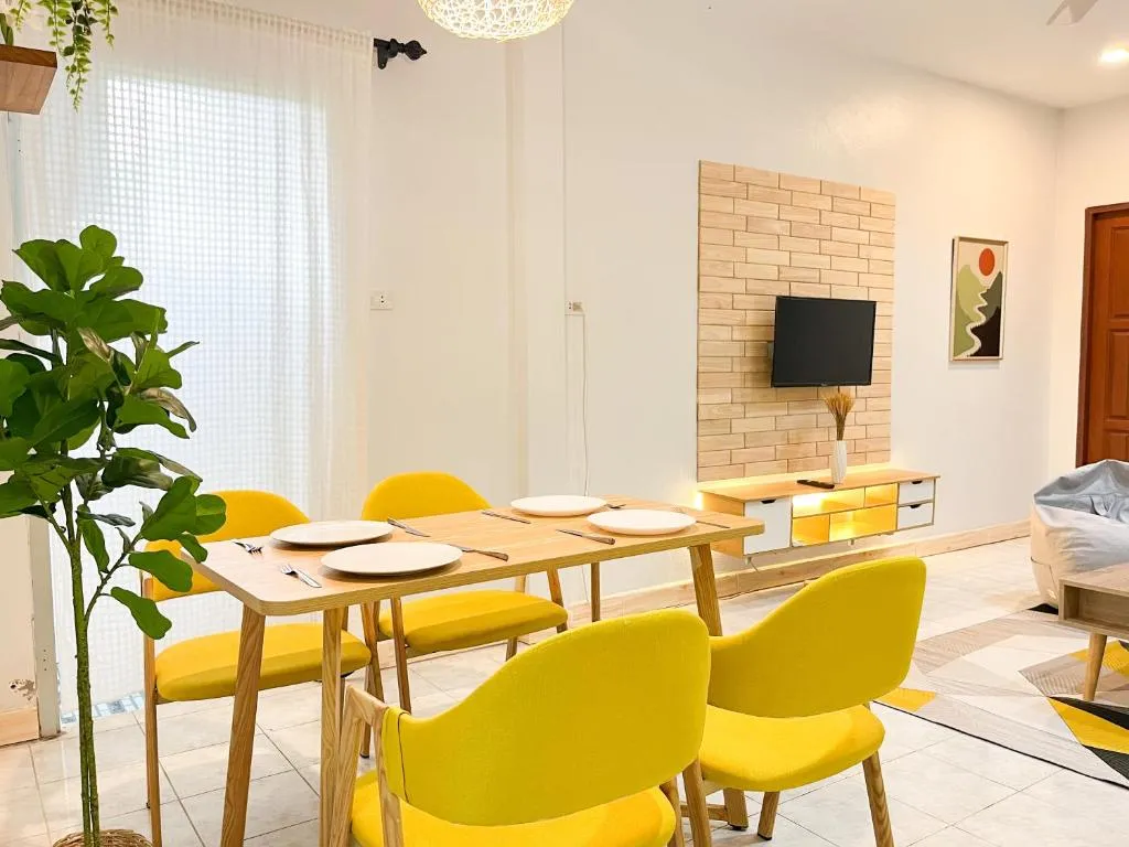 Image of H&Q 1BR Cozy House, Bangtao Beach