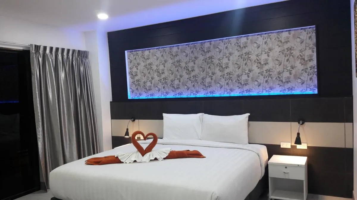 Image 1 of Heaven Apartments