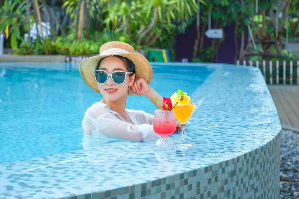Image 5 of Holiday Inn Express Phuket Patong Beach Central, an IHG Hotel