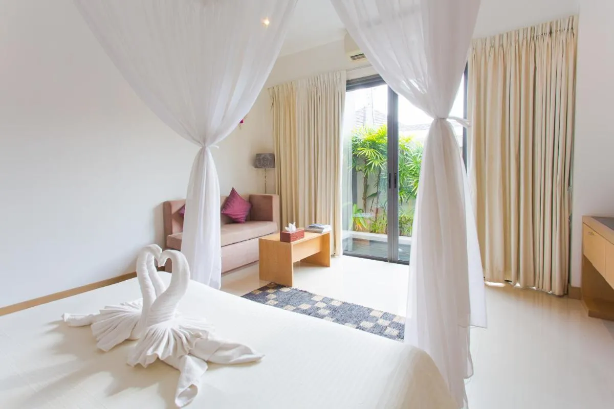 Image 3 of Honeymooner Pool Villa@Seastone