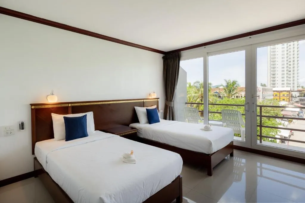 Image of Hotel De Karon