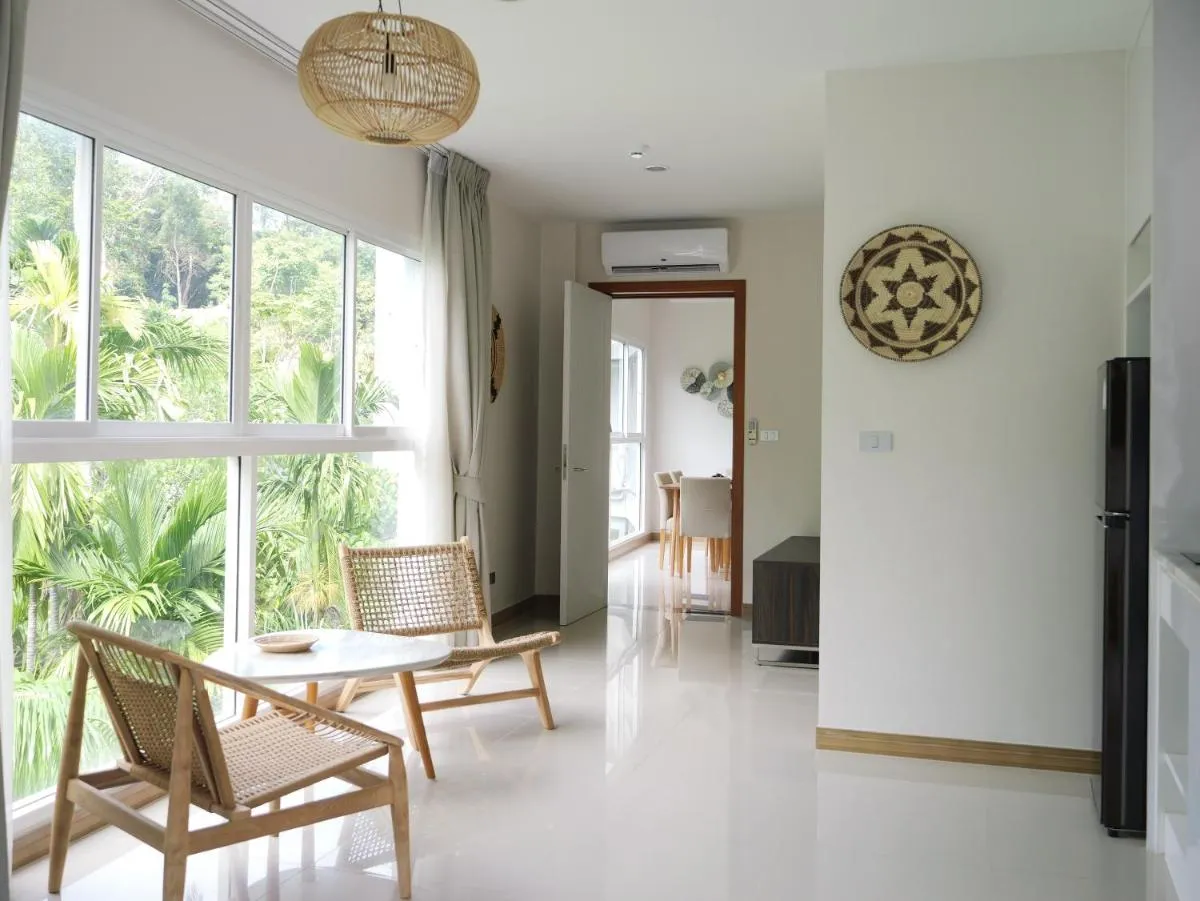 Image 2 of Karon beach apartment & sea view pool