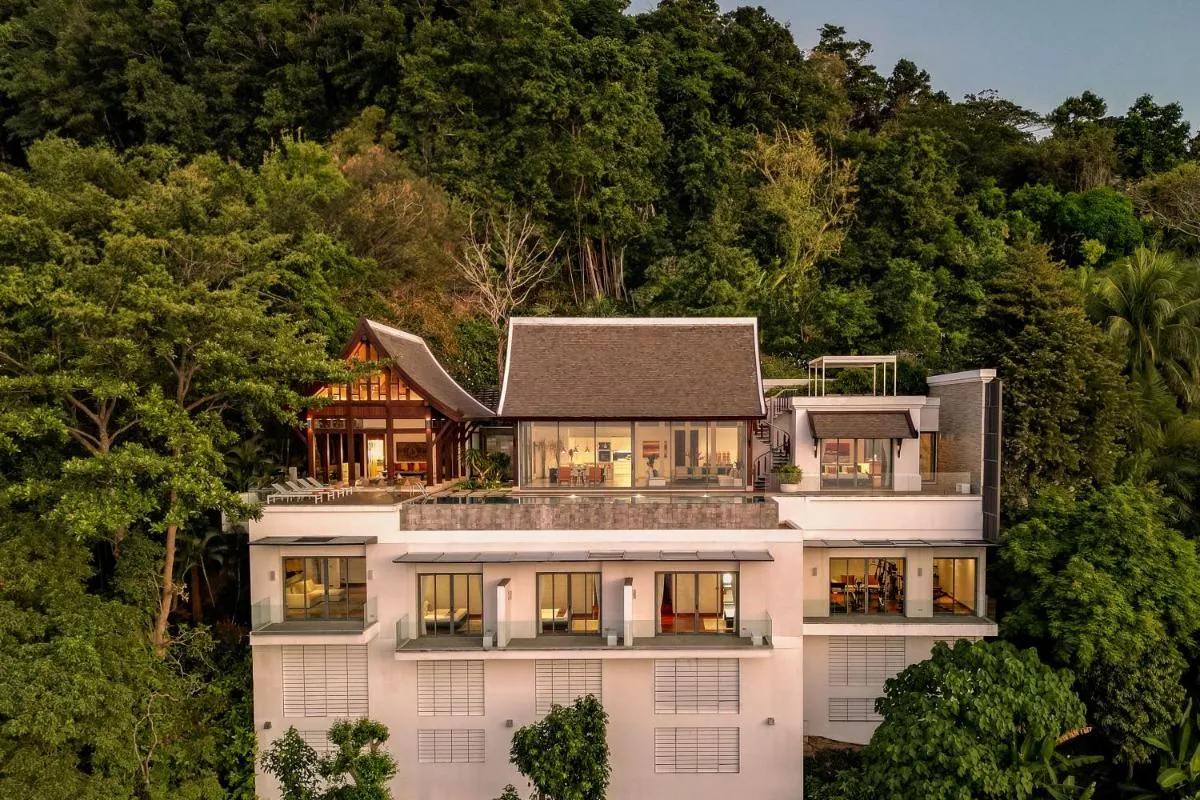 Image 1 of Lada Cliff Villa Malaiwana
