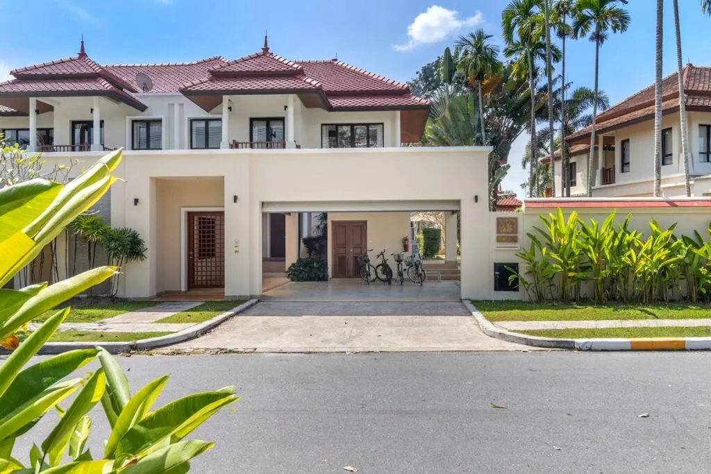 Image 4 of Laguna Fairway View Villa