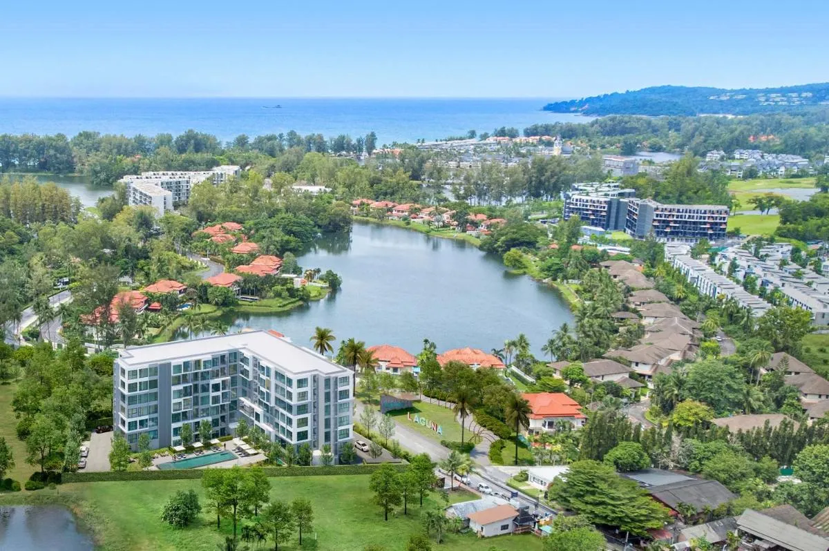 Image 1 of Laguna Lakeside Residences by Banyan Living