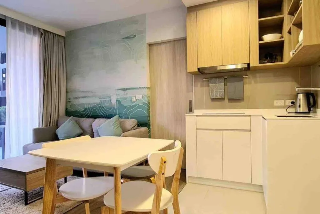 Image 5 of Laguna Skypark, 2 bedrooms & large terrace with golf view