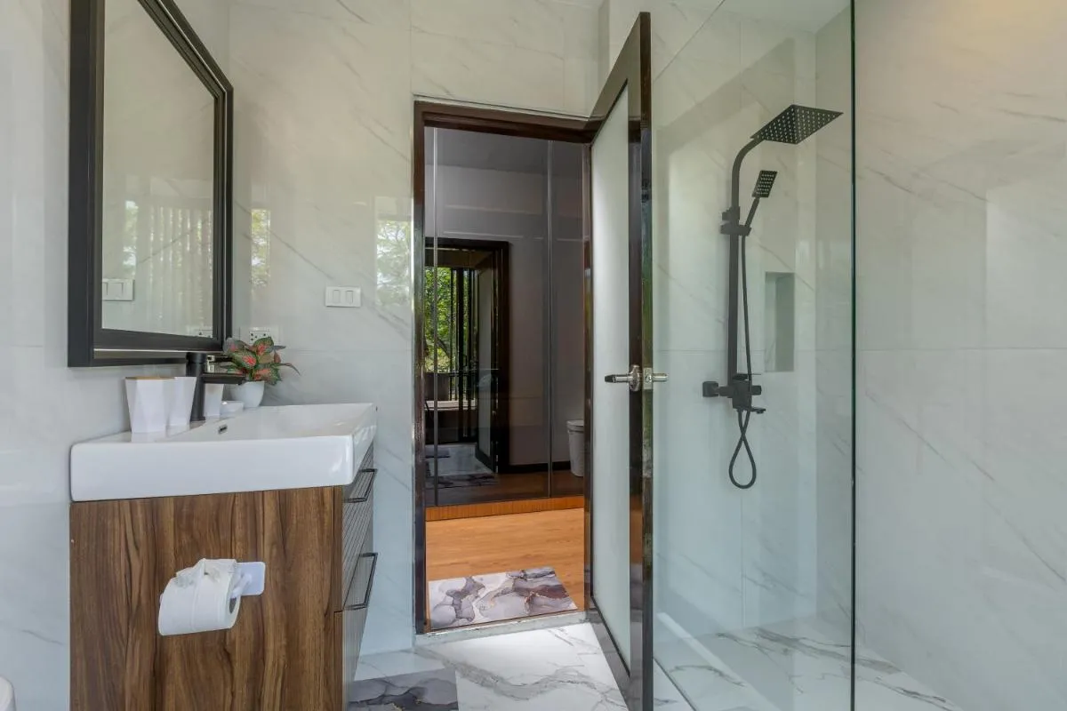 Image 1 of Live Paradise Villa