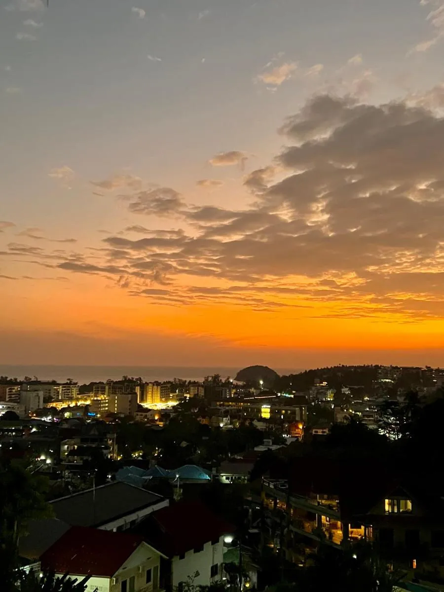 Image 3 of Mountain Seaview Luxury Apartments
