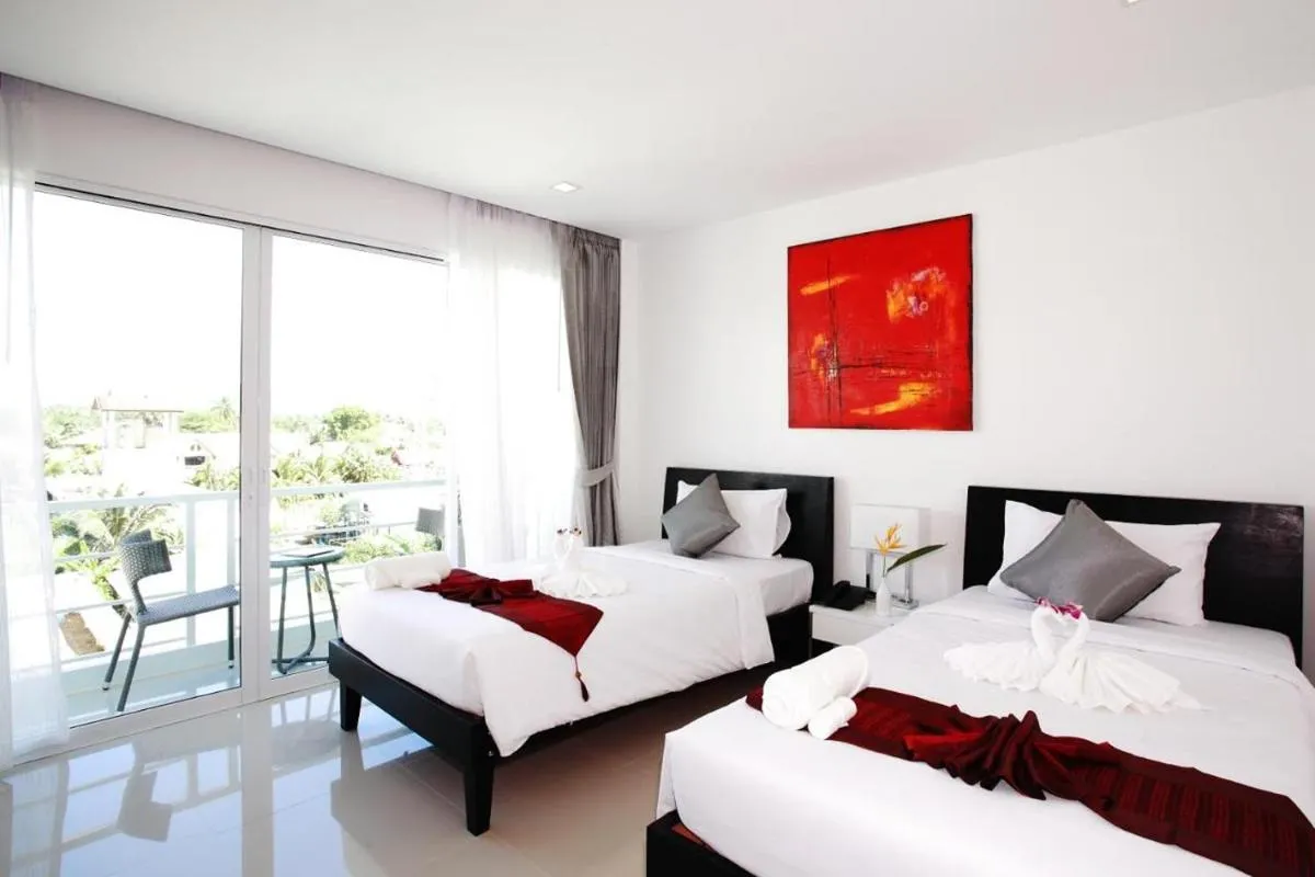 Image 4 of One World One Home Naiharn Hotel