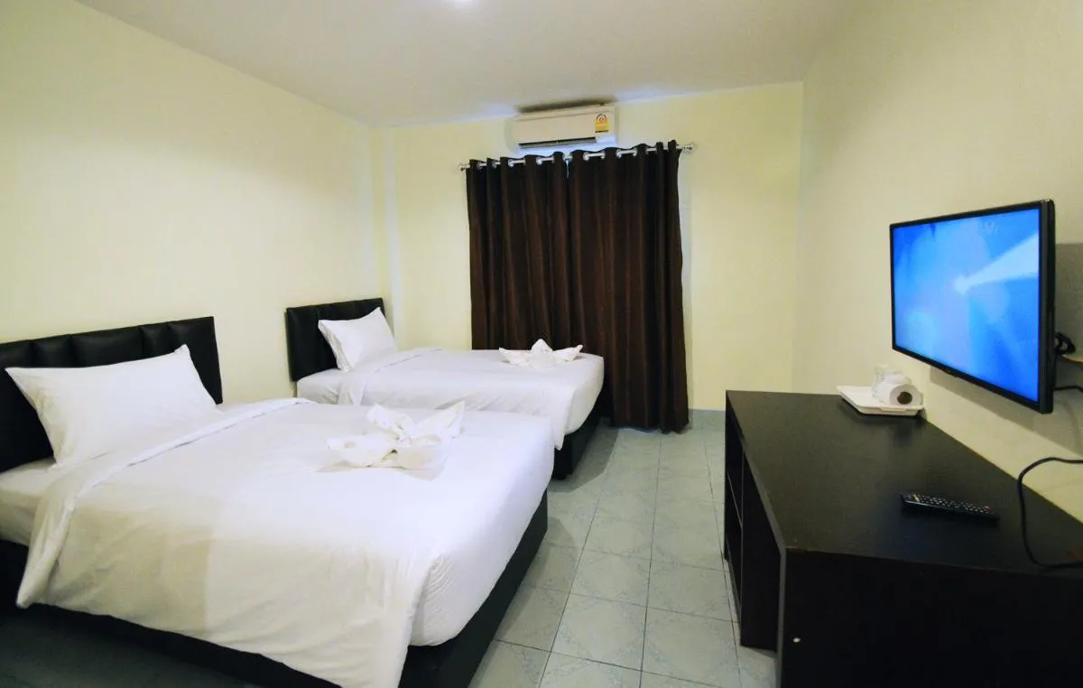 Image 2 of Paripas Express Patong