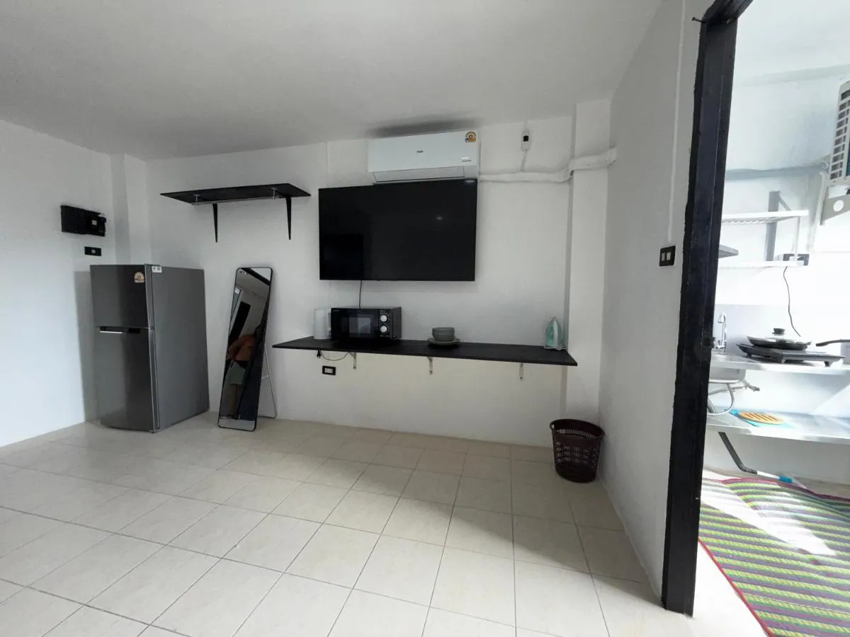 Image 2 of Patong Canal Villa 202