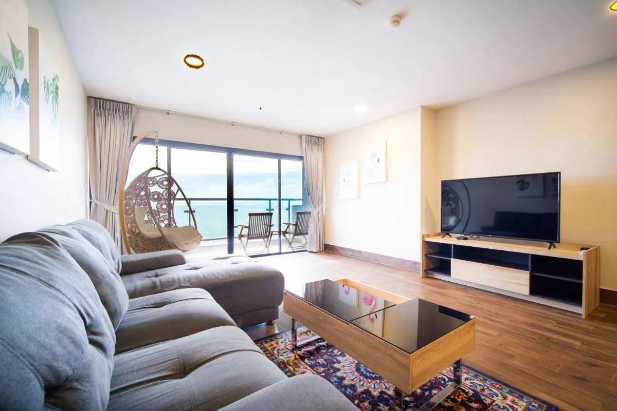 Image 5 of Patong tower Superior Seaview 4BR-2102