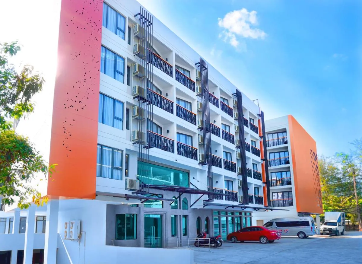 Image 1 of Phoenix Hotel Karon Beach